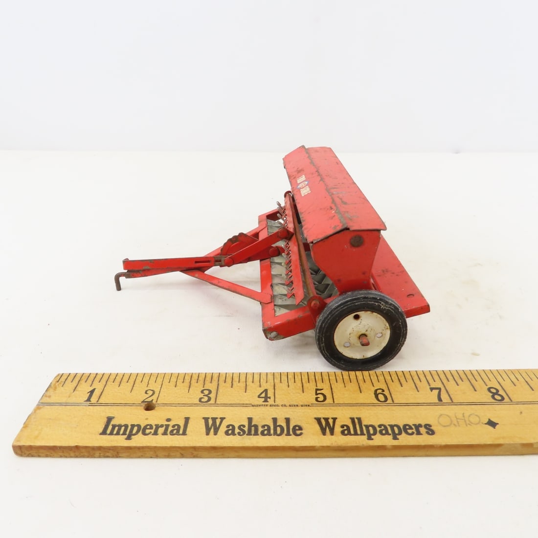 Tru-Scale 4 bottom & 2 bottom plows & Grain Drill - 3