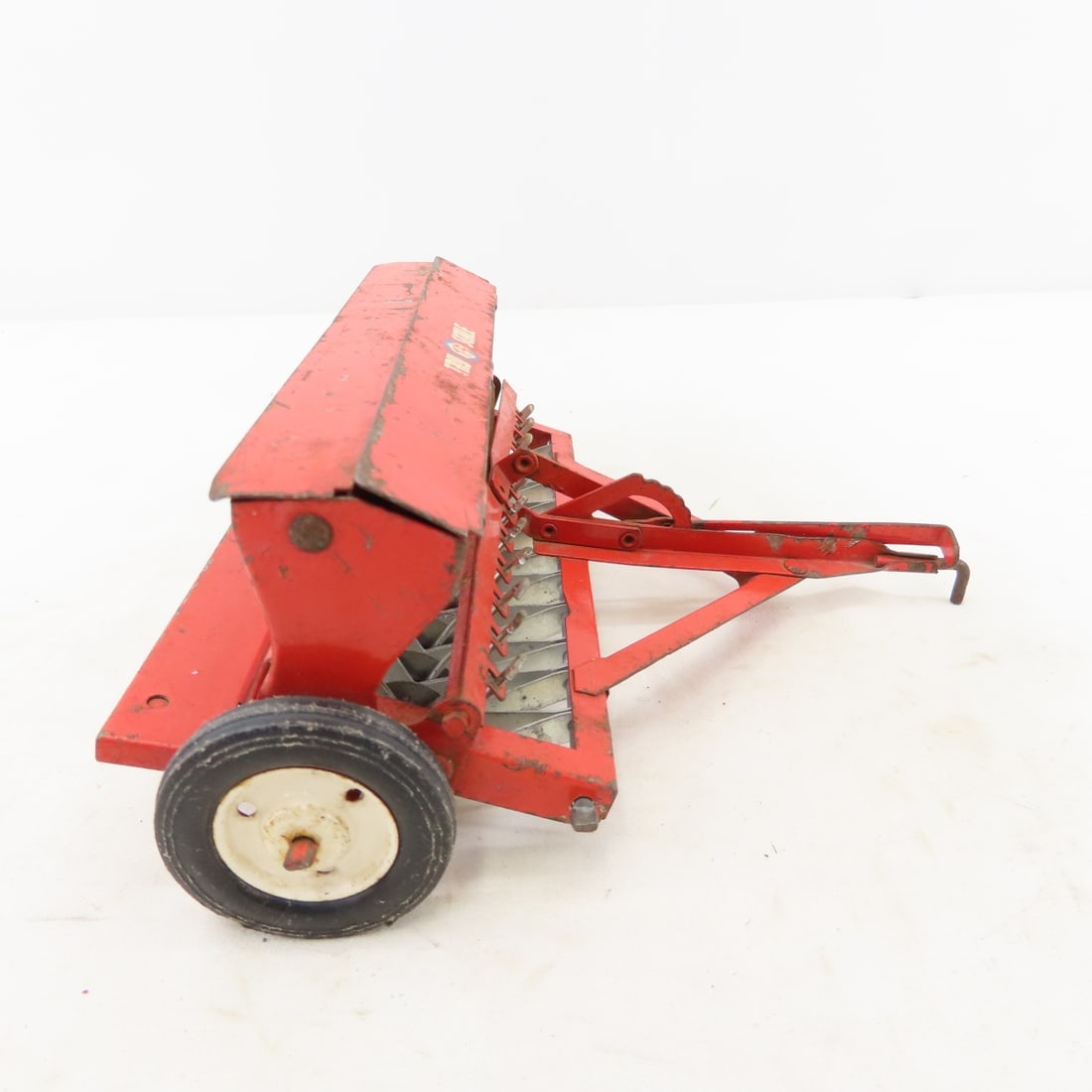 Tru-Scale 4 bottom & 2 bottom plows & Grain Drill - 5
