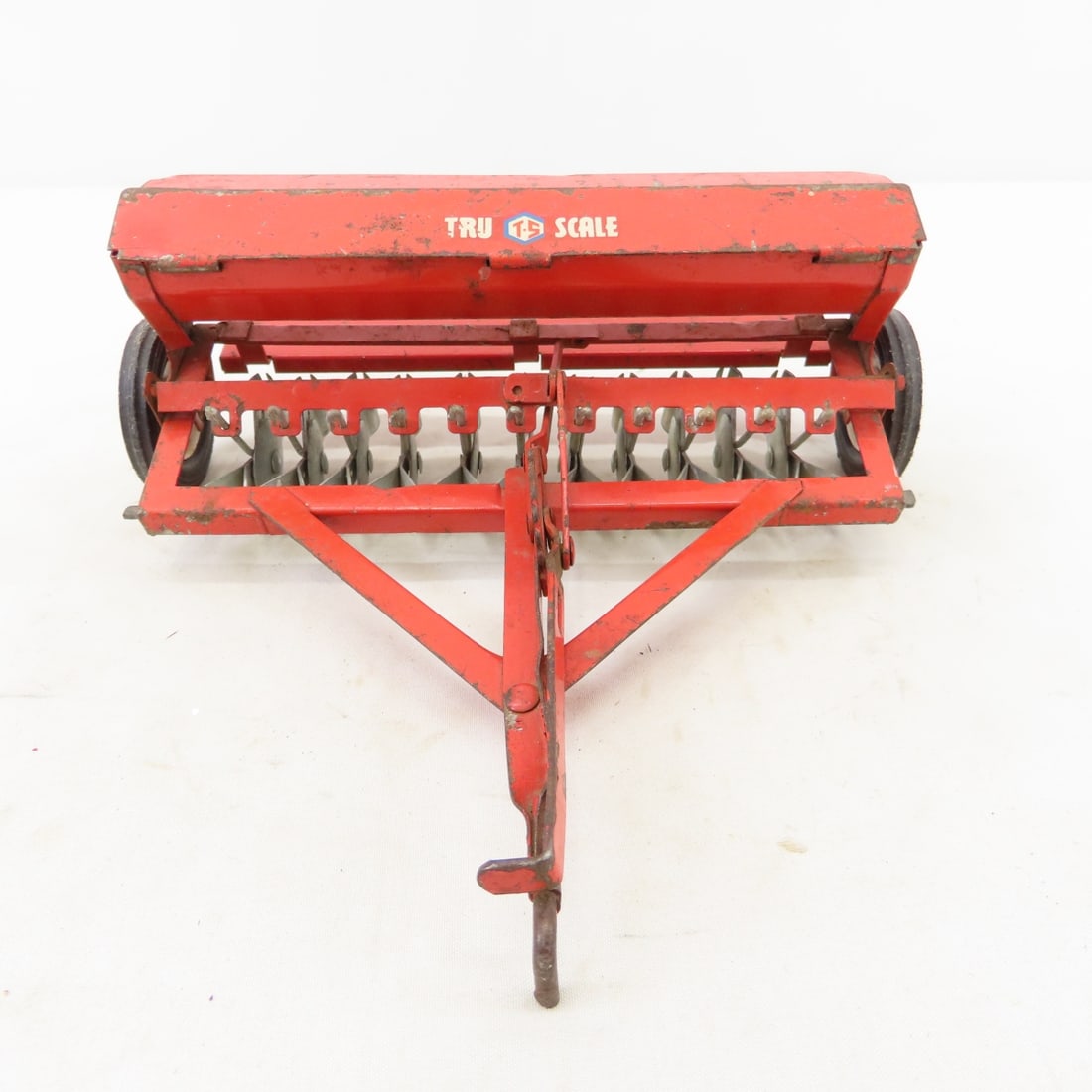 Tru-Scale 4 bottom & 2 bottom plows & Grain Drill - 6