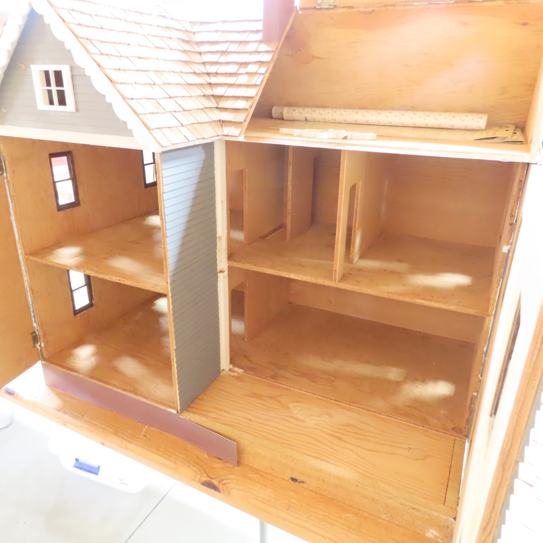 Jim Humphreys Scratch Built Wood 2 Story Farmhouse - 7