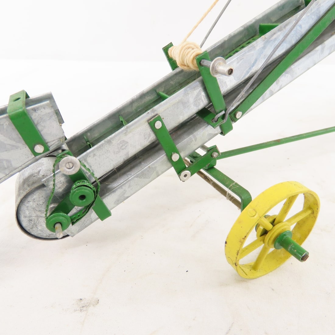 Scratch Built 1/16 scale Hay Elevator - 12