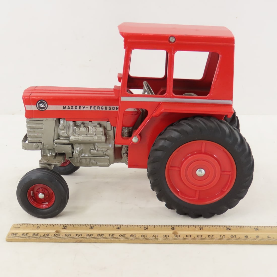 ERTL Massey-Ferguson 1150 Tractor with Cab - 2