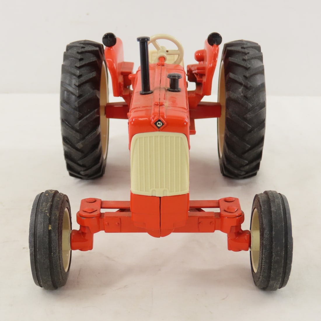 ERTL Allis-Chalmers D-19 Special Edition 1990 - 8