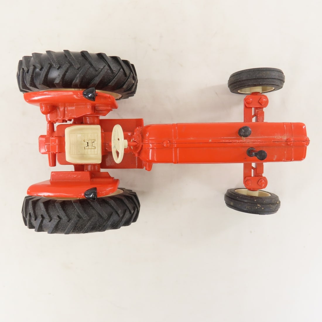 ERTL Allis-Chalmers D-19 Special Edition 1990 - 9