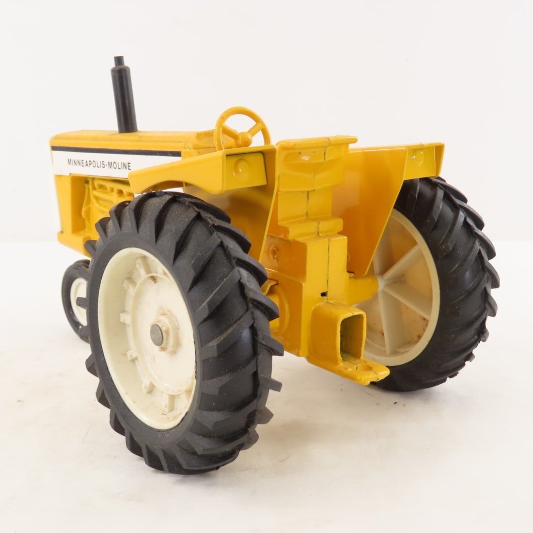 ERTL White Minneapolis-Moline NF Tractor - 3