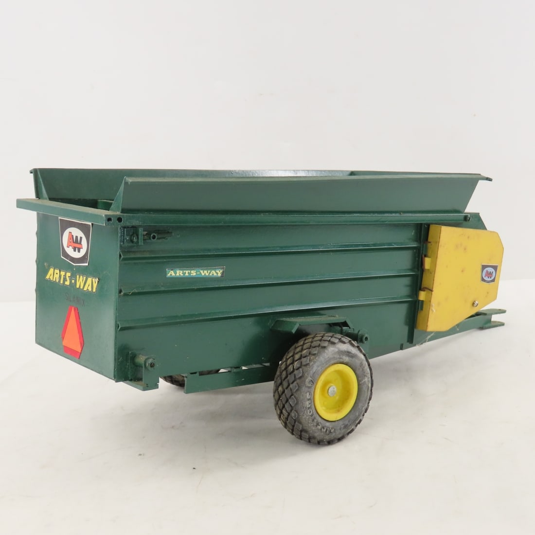 Arts-Way SilaMix 800 Series Wagon - 5