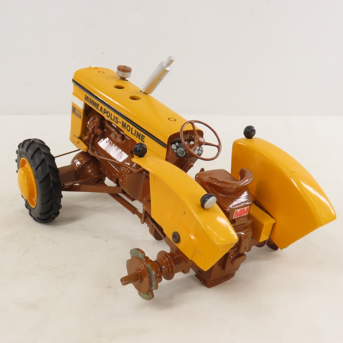 MOHR M-M M6004 Brown Belly Tractor w/ Box- damaged - 3