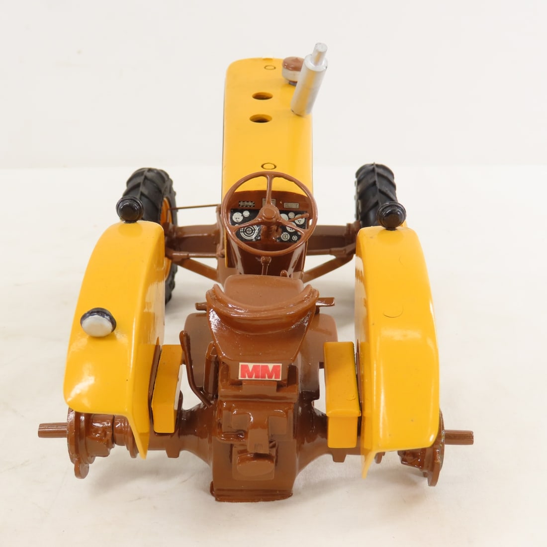 MOHR M-M M6004 Brown Belly Tractor w/ Box- damaged - 4