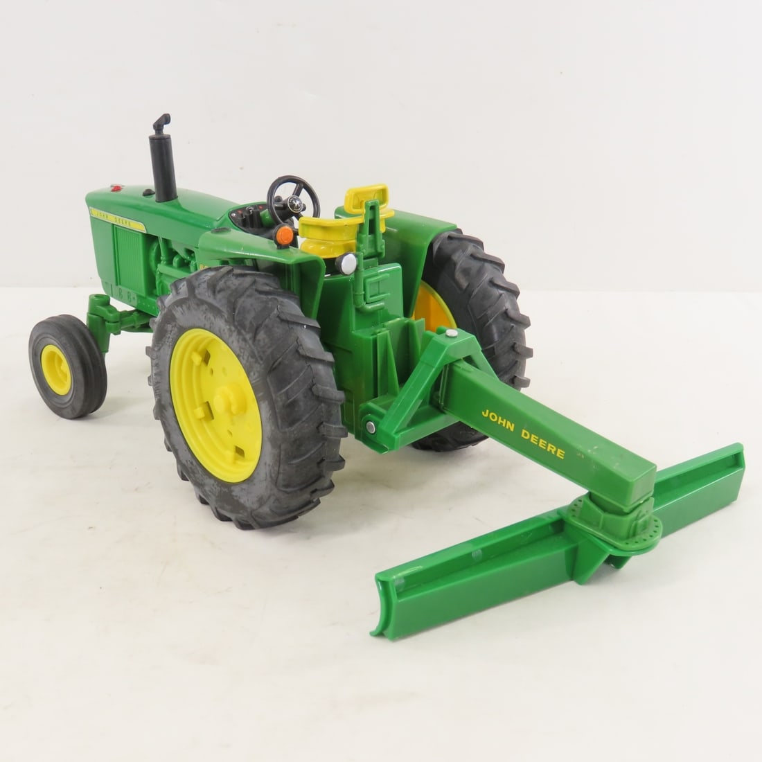 John Deere 4020 Diesel with Blade- Light & Sound - 3