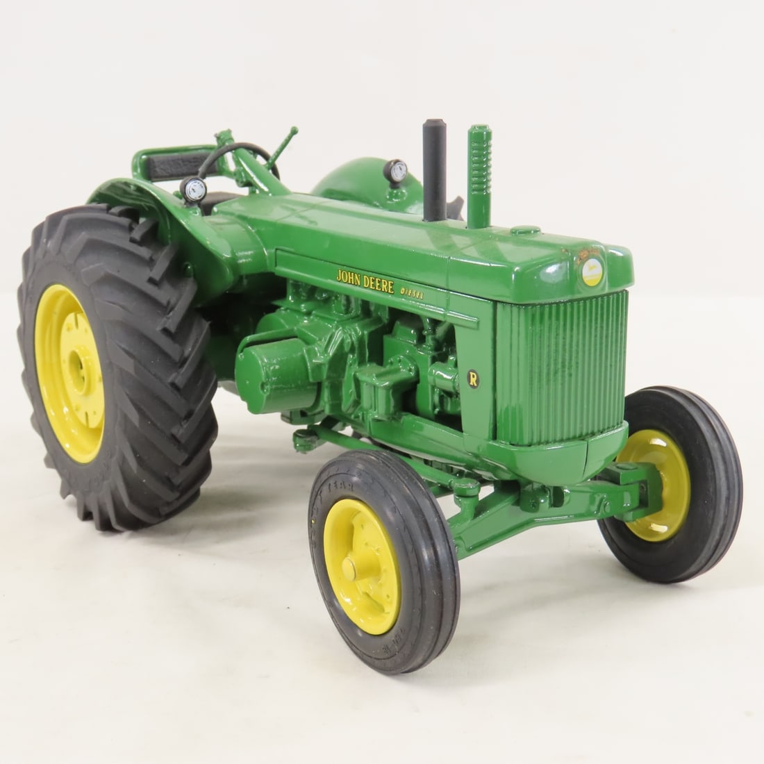 Stephen Mfg. John Deere Diesel R Tractor- damage - 7