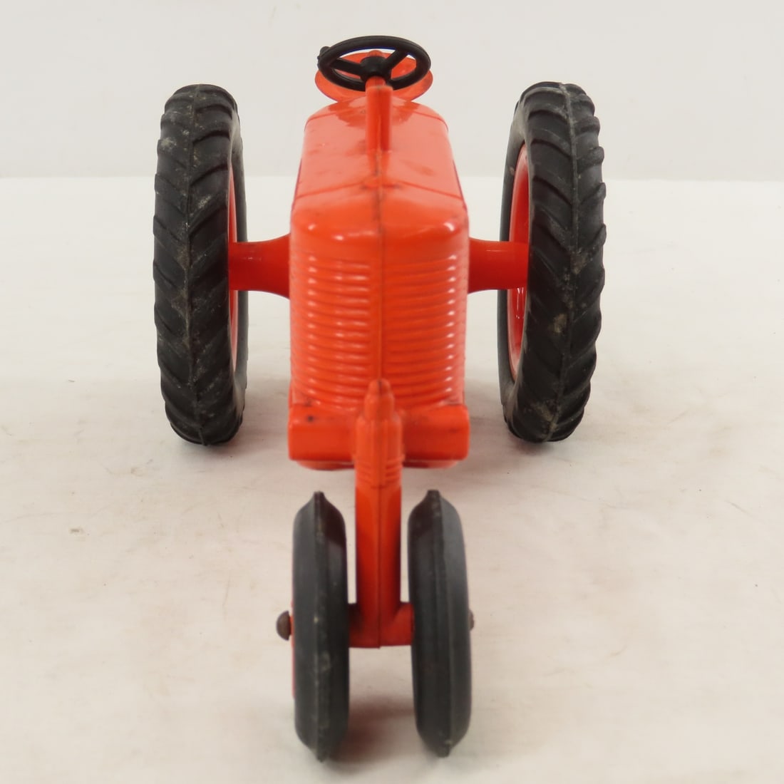 Monarch Plastics Case SC Tractor - 8