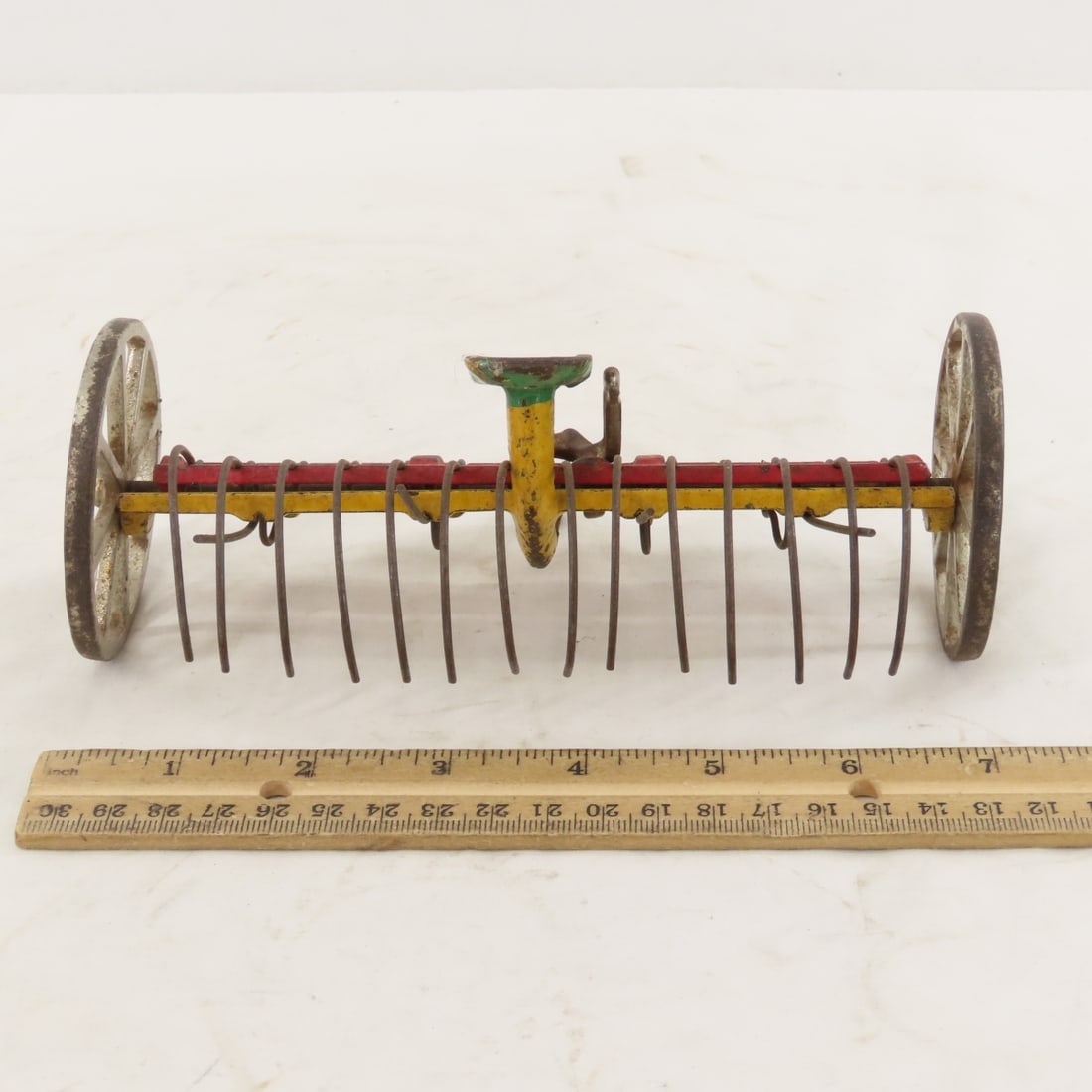 Antique Arcade Cast Iron Dump Hay Rake - 3