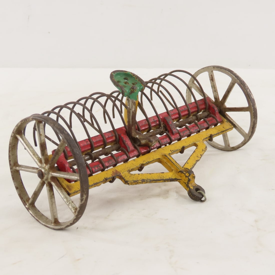 Antique Arcade Cast Iron Dump Hay Rake - 6