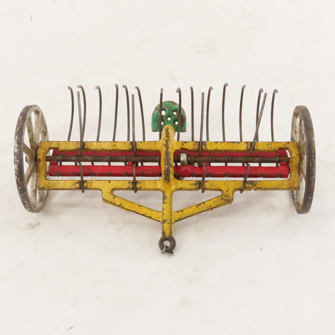 Antique Arcade Cast Iron Dump Hay Rake - 8