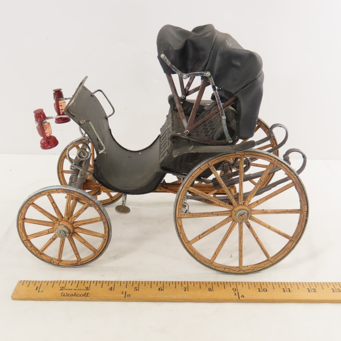 Replica Horse Drawn Carriage- Made in China - 2