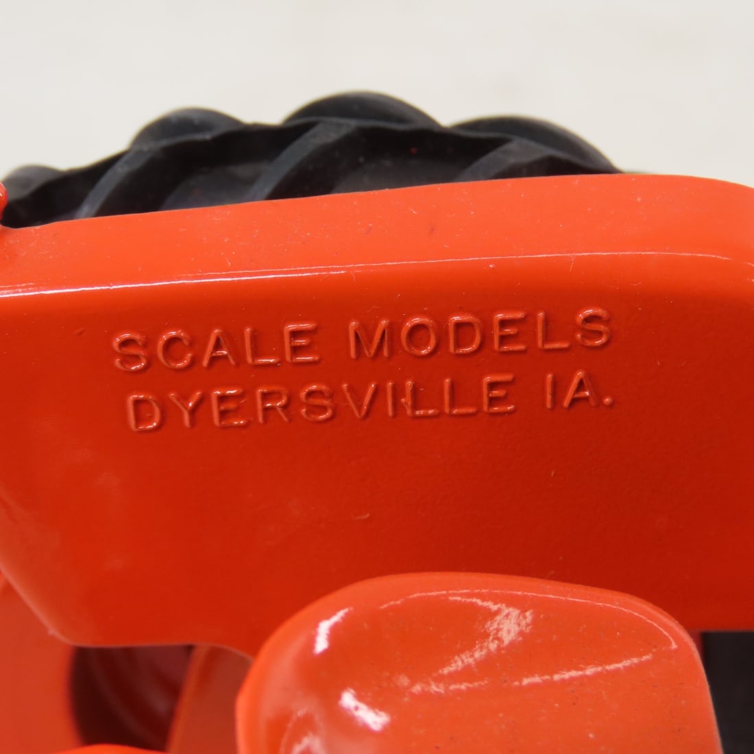 Scale Models Allis-Chalmers D-17 WF Tractor - 11