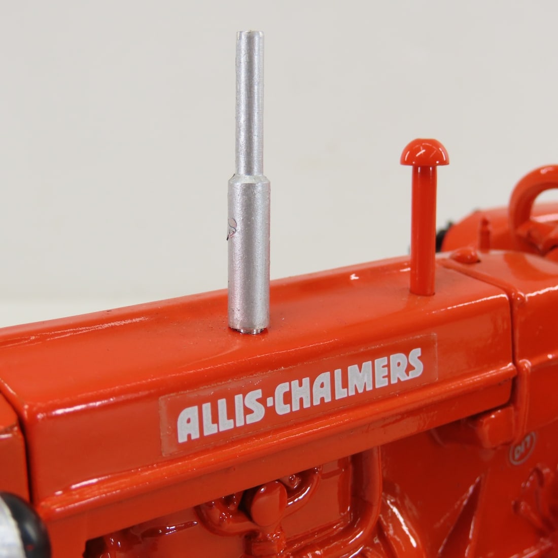 Scale Models Allis-Chalmers D-17 WF Tractor - 15