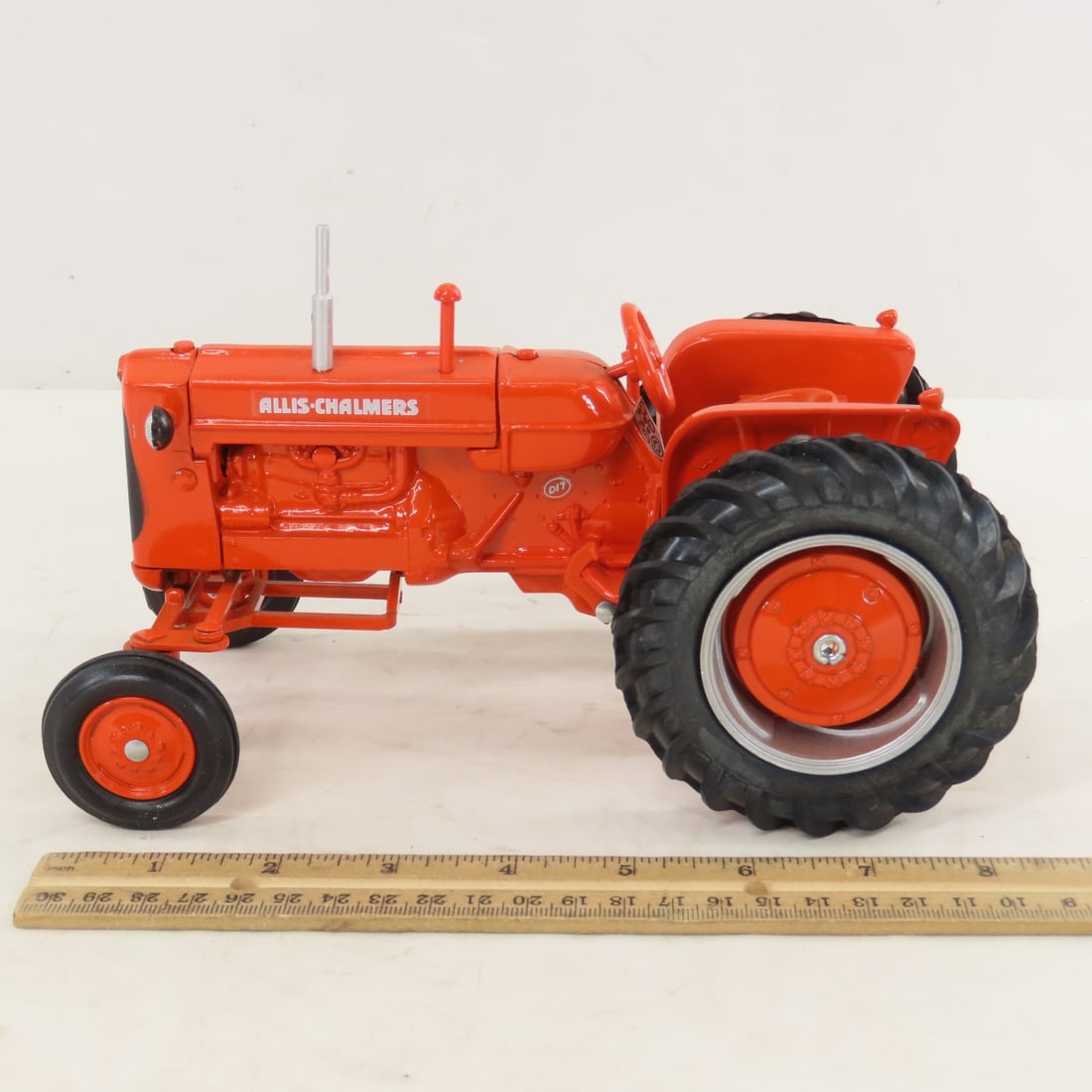 Scale Models Allis-Chalmers D-17 WF Tractor - 2