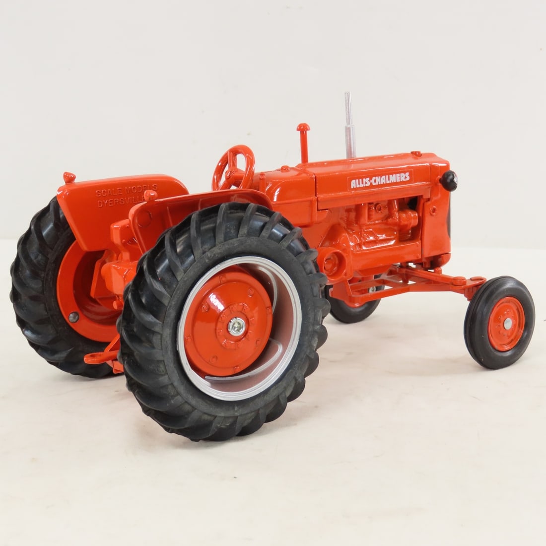 Scale Models Allis-Chalmers D-17 WF Tractor - 5