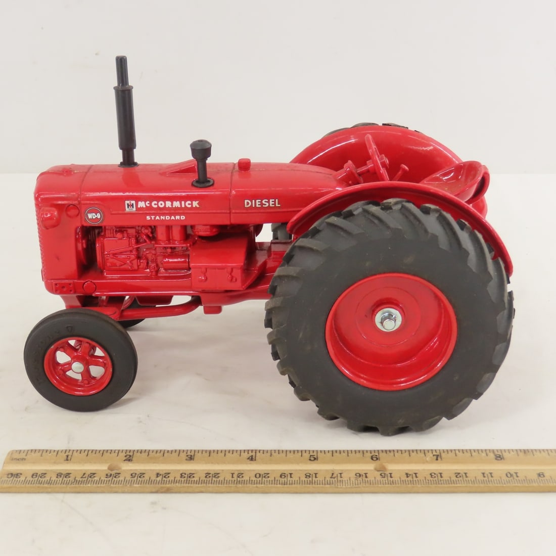 ERTL IH McCormick Standard WD-9 Diesel Tractor - 2