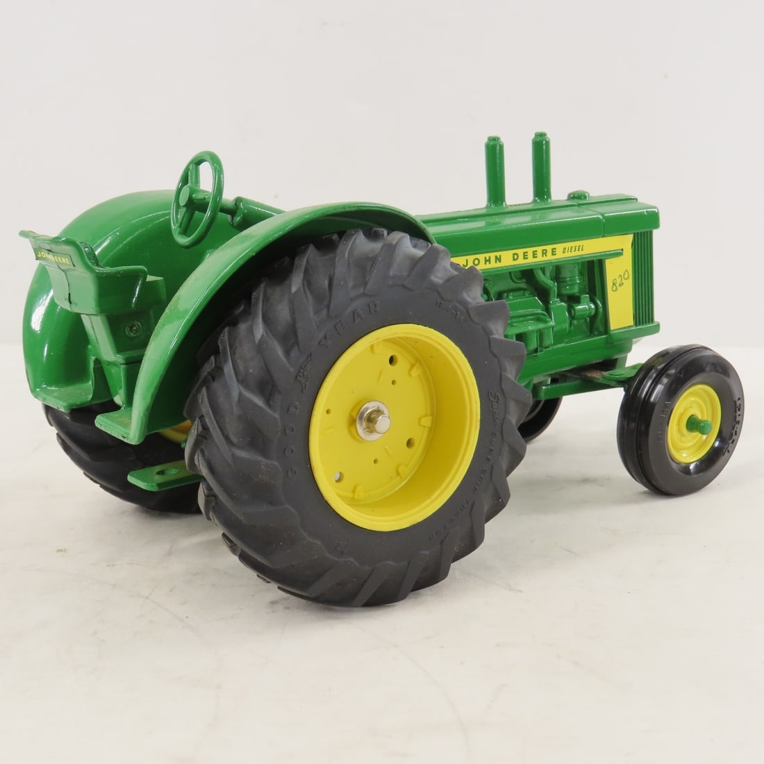 ERTL John Deere 820 Diesel WF Tractor - 5