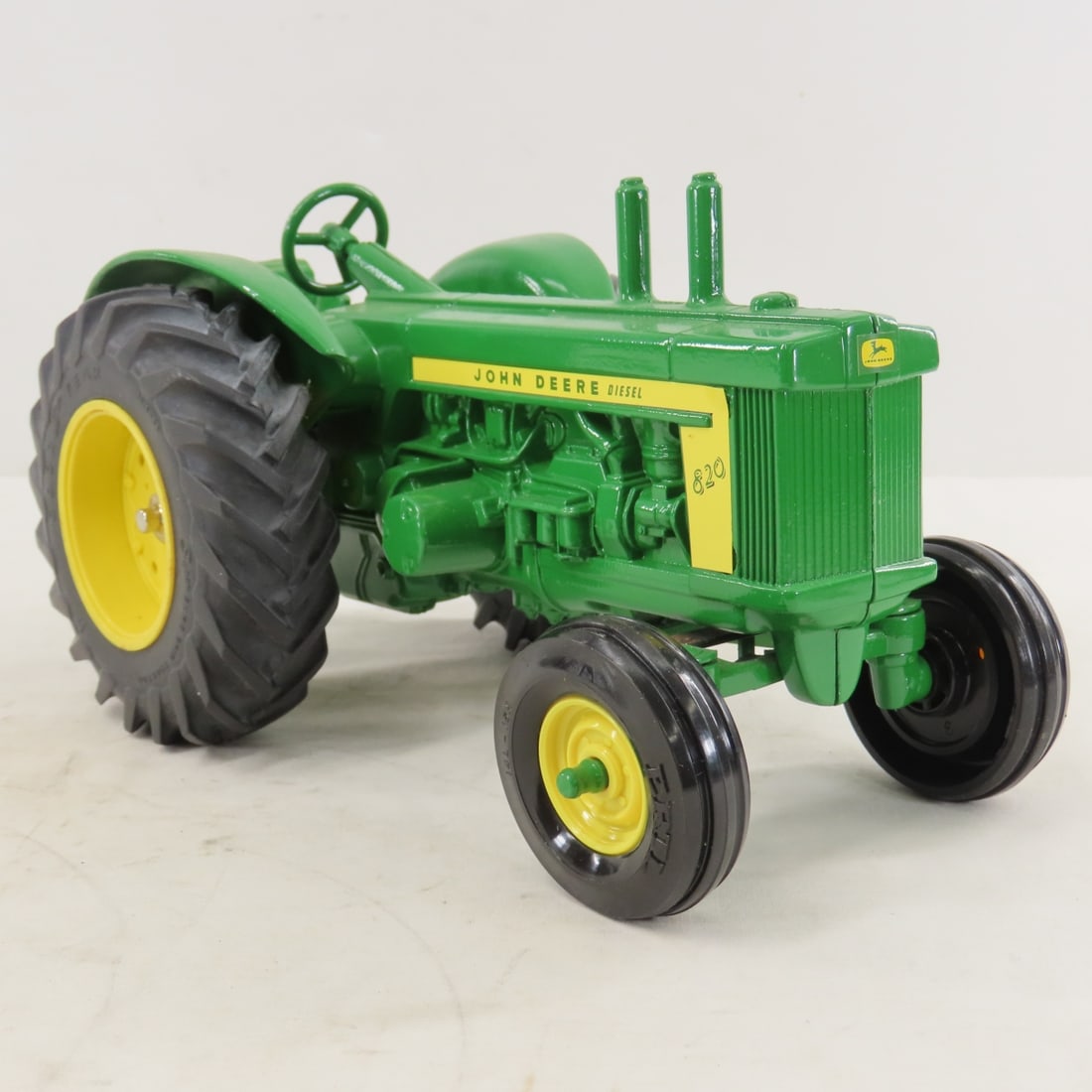 ERTL John Deere 820 Diesel WF Tractor - 7