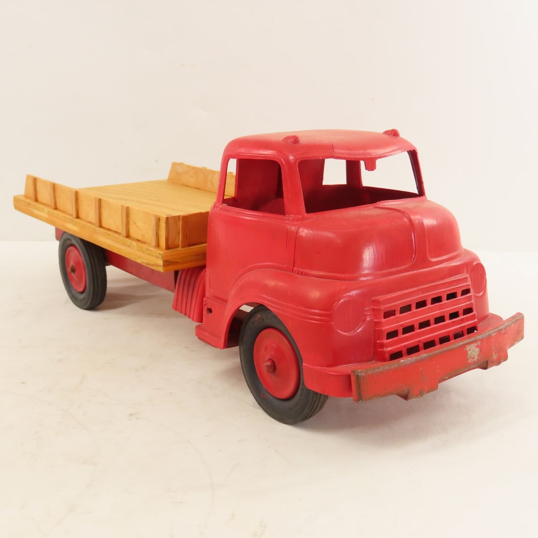 Custom Wyandotte Flat Bed Truck - 7