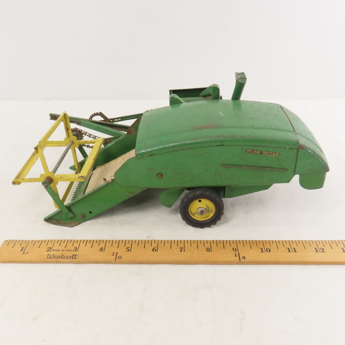 Eska John Deere Manure Spreader and 12A Combine - 2