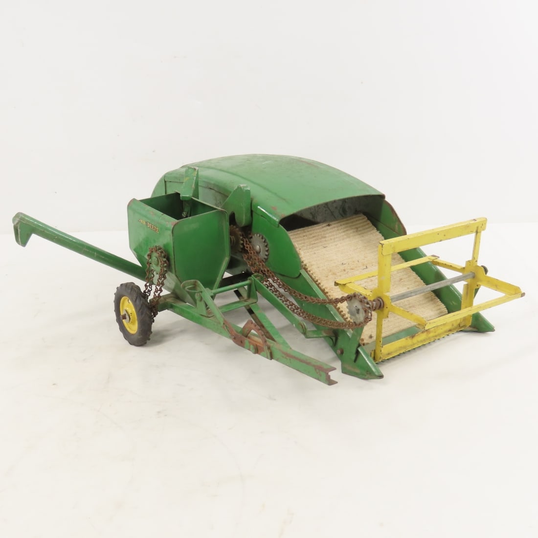 Eska John Deere Manure Spreader and 12A Combine - 7