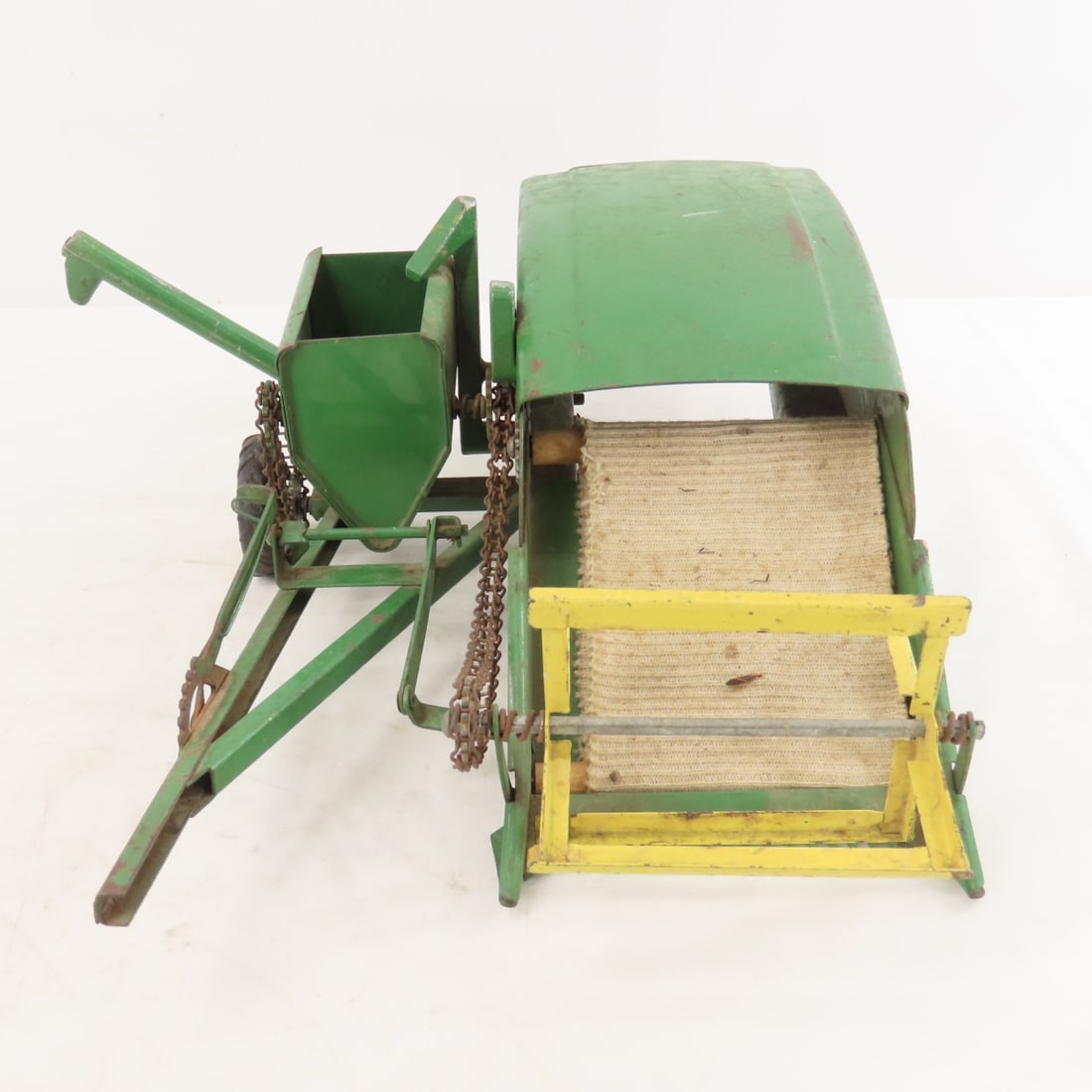 Eska John Deere Manure Spreader and 12A Combine - 8