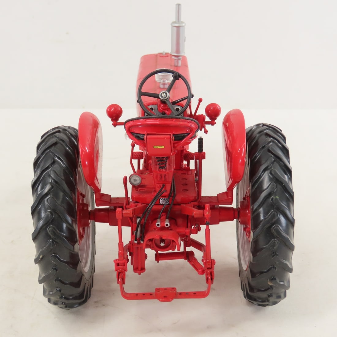 ERTL Precision Farmall 460 NF Tractor - 4