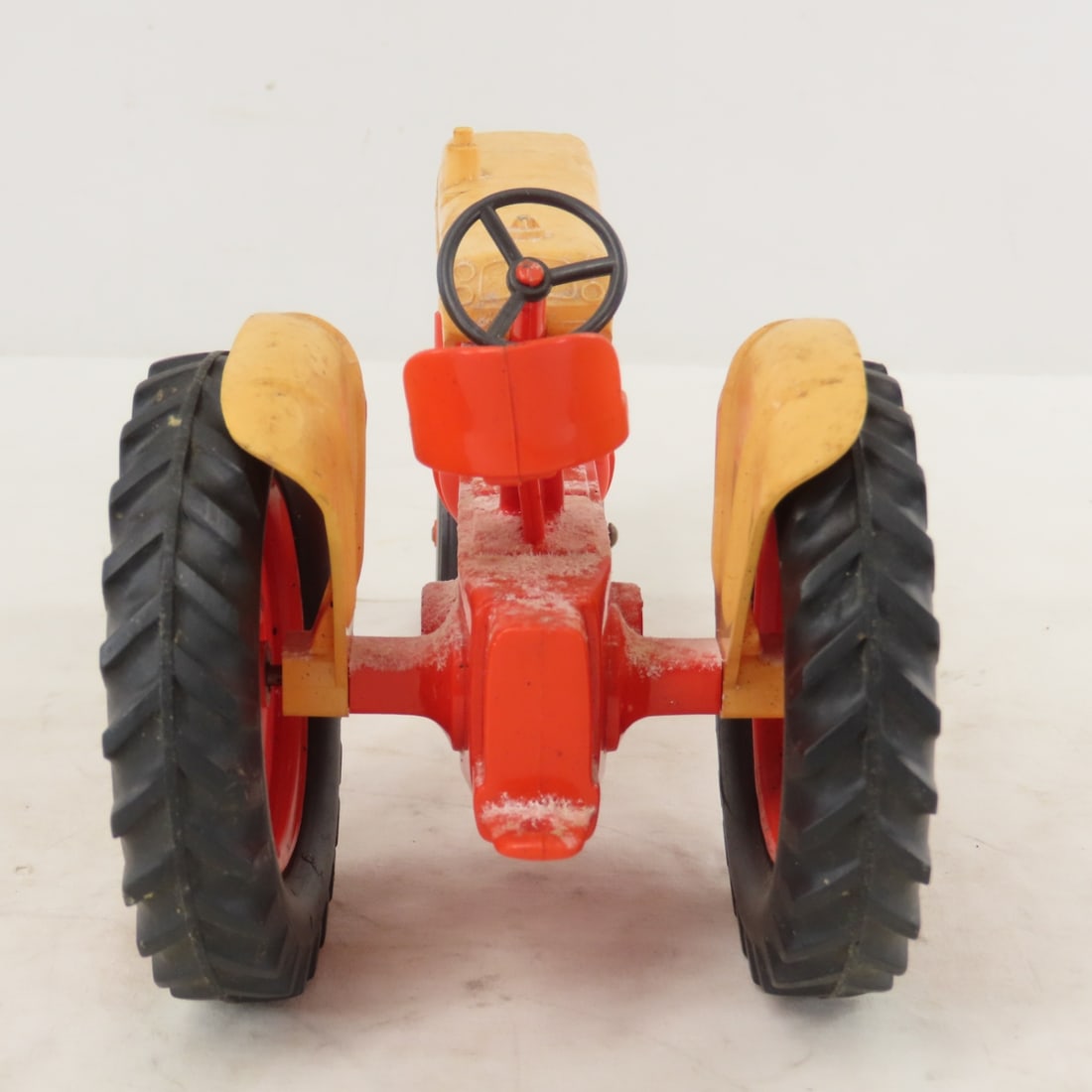 Jo-Han Models Case 800 Case-o-Matic NF Tractor - 4
