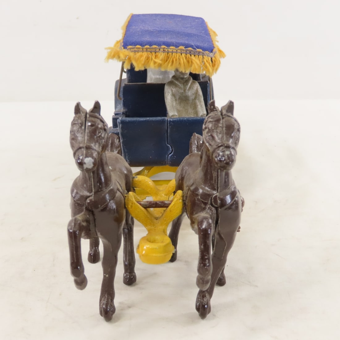 Stanley Toys Cast Iron Horse Drawn Carriage - 8