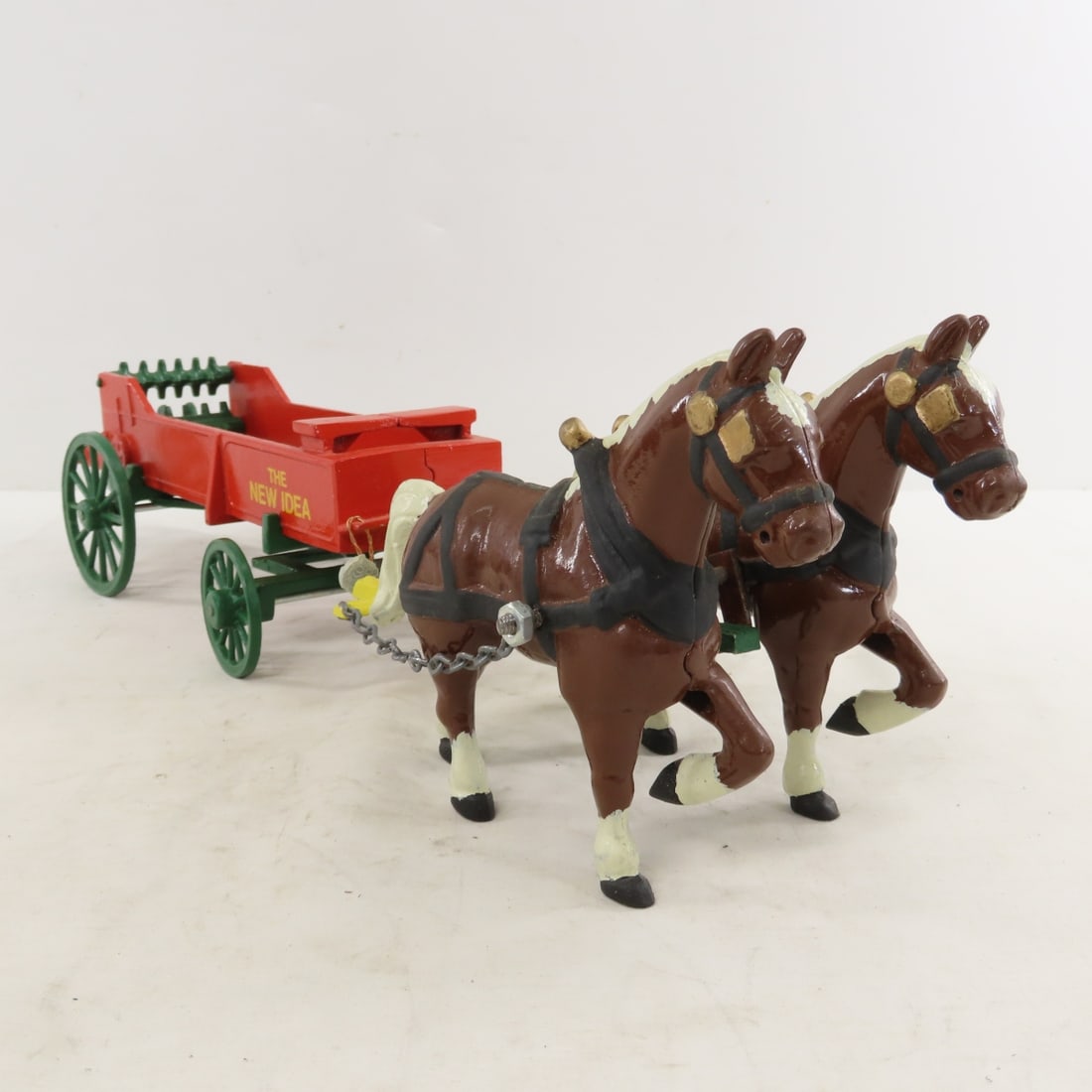 Custom New Idea Horse Drawn Manure Spreader - 7