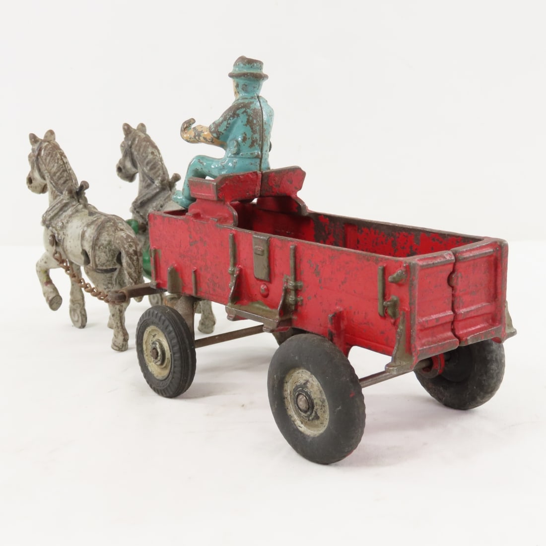 Arcade Cast Iron 4080 Horse Drawn Wagon & Driver - 3