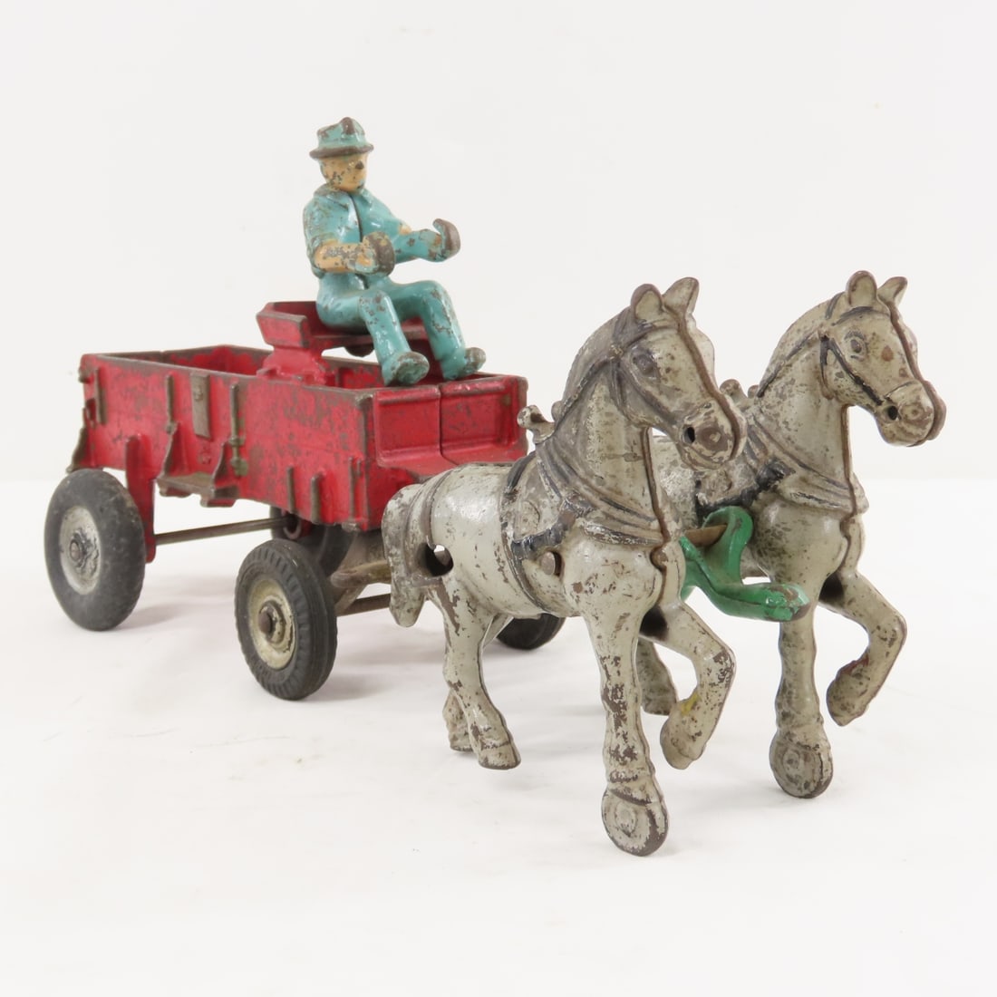 Arcade Cast Iron 4080 Horse Drawn Wagon & Driver - 7