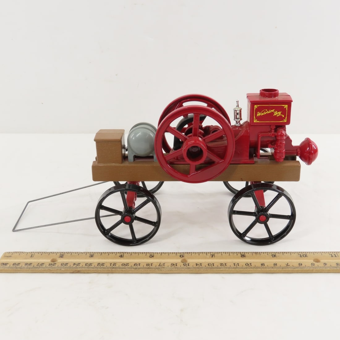 ERTL John Deere Waterloo Boy 2 HP Gas Engine - 2