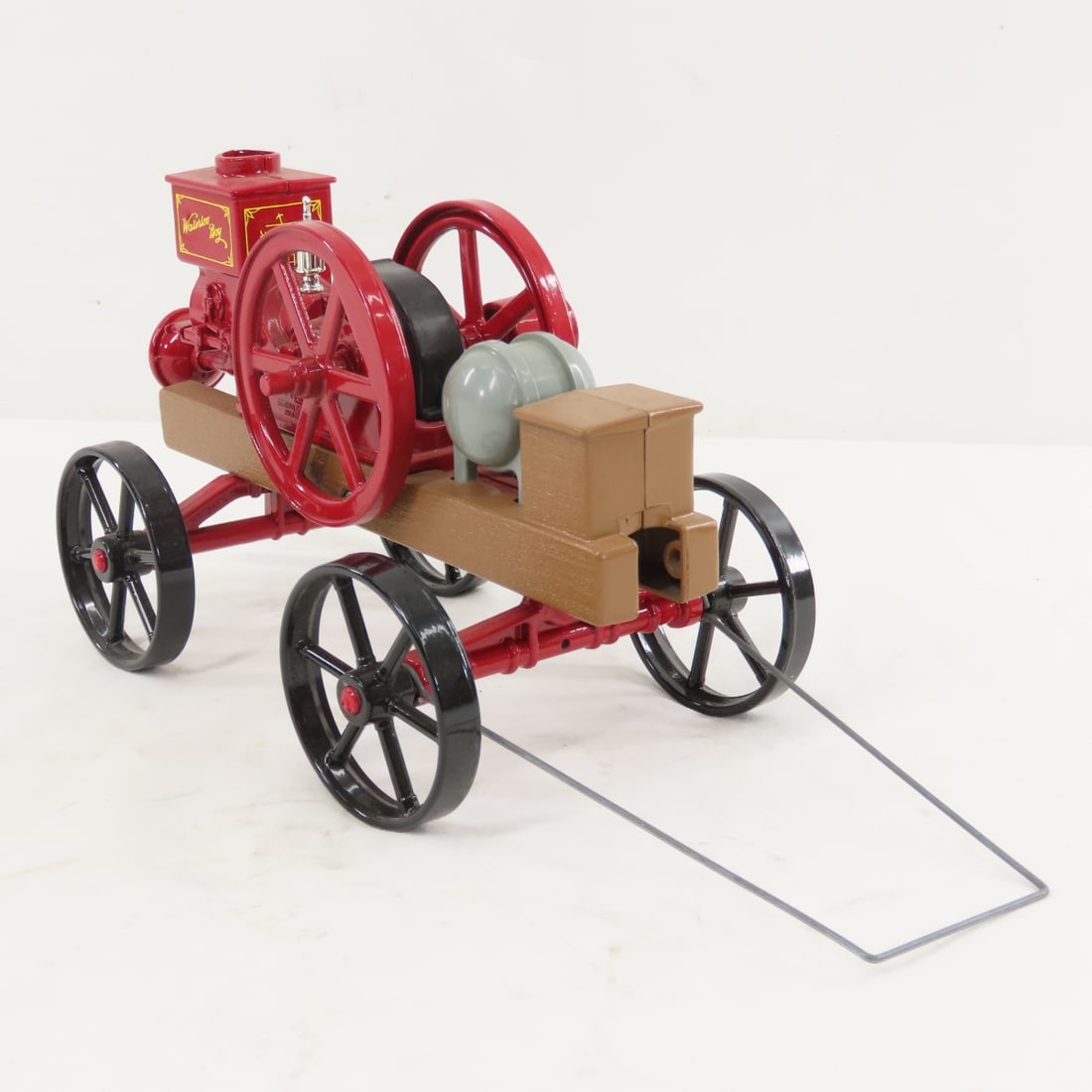 ERTL John Deere Waterloo Boy 2 HP Gas Engine - 7