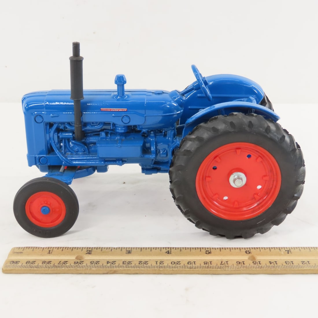 ERTL Fordson Super Major Tractor with Box - 2
