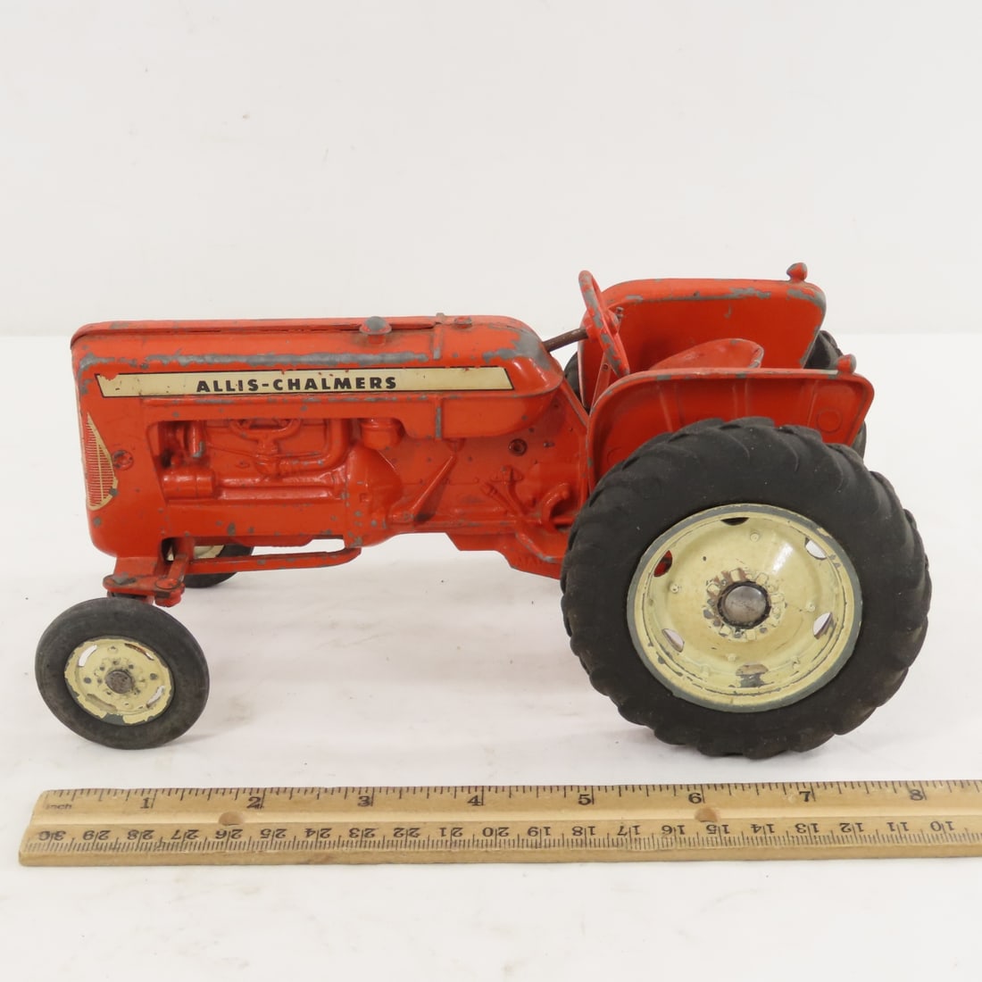 ERTL Allis-Chalmers D17 WF Tractor - 2
