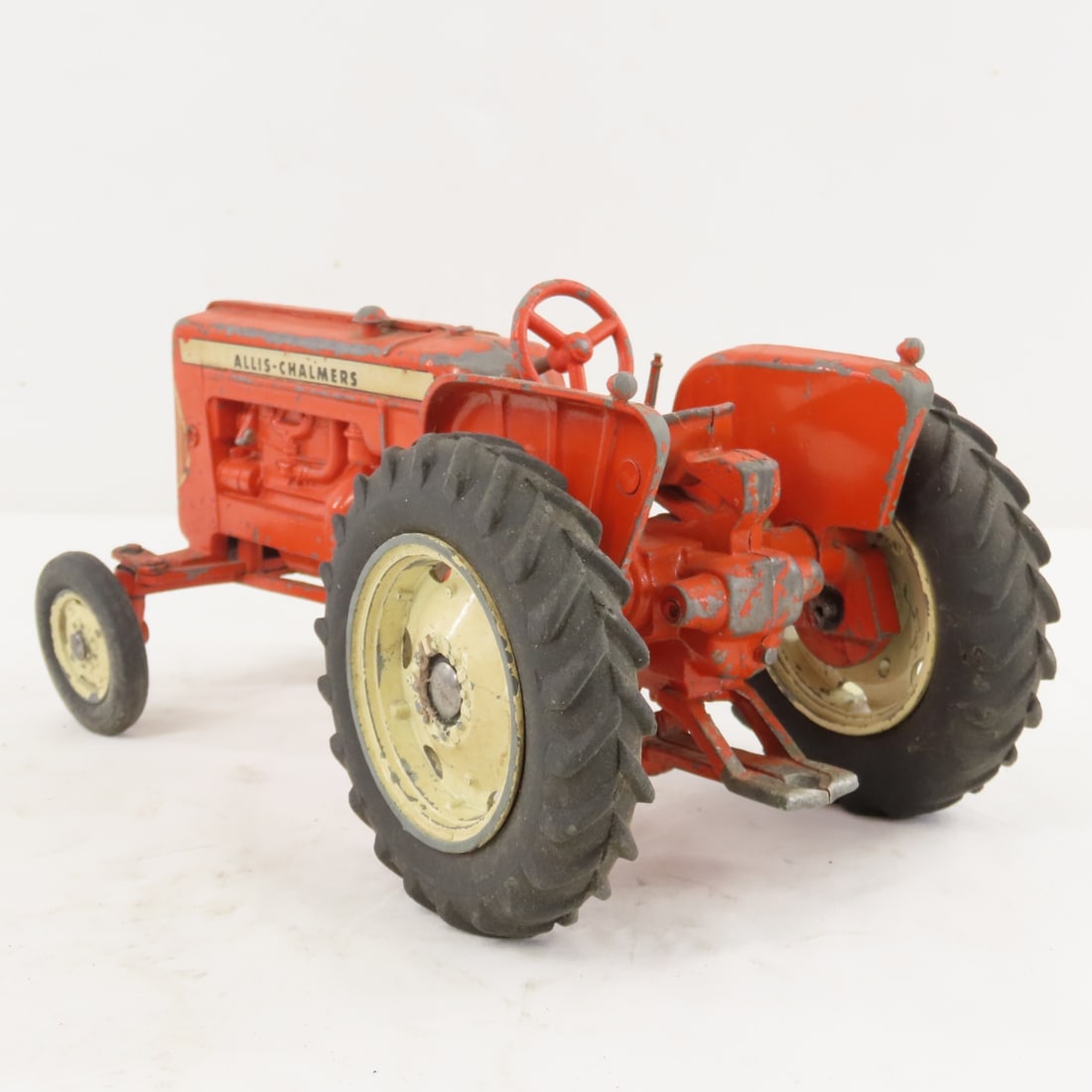 ERTL Allis-Chalmers D17 WF Tractor - 3