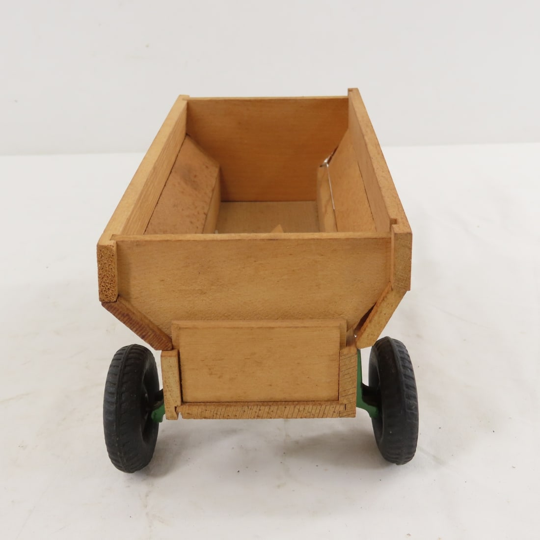2 John Deere Wagons with Arcade Frames - 12