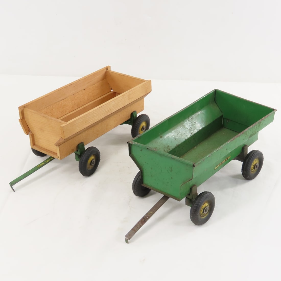 2 John Deere Wagons with Arcade Frames (1 of 19)