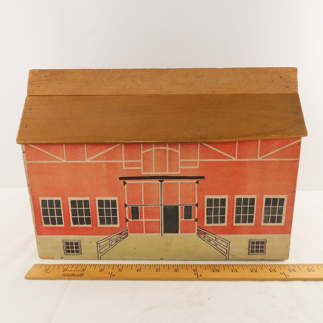 Arrow, Sear & Other Kit Buildings with Accessories - 10