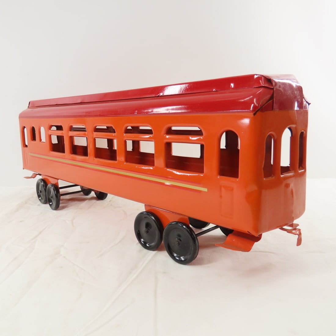 Custom Pressed Steel Garden Scale Passenger Car - 3
