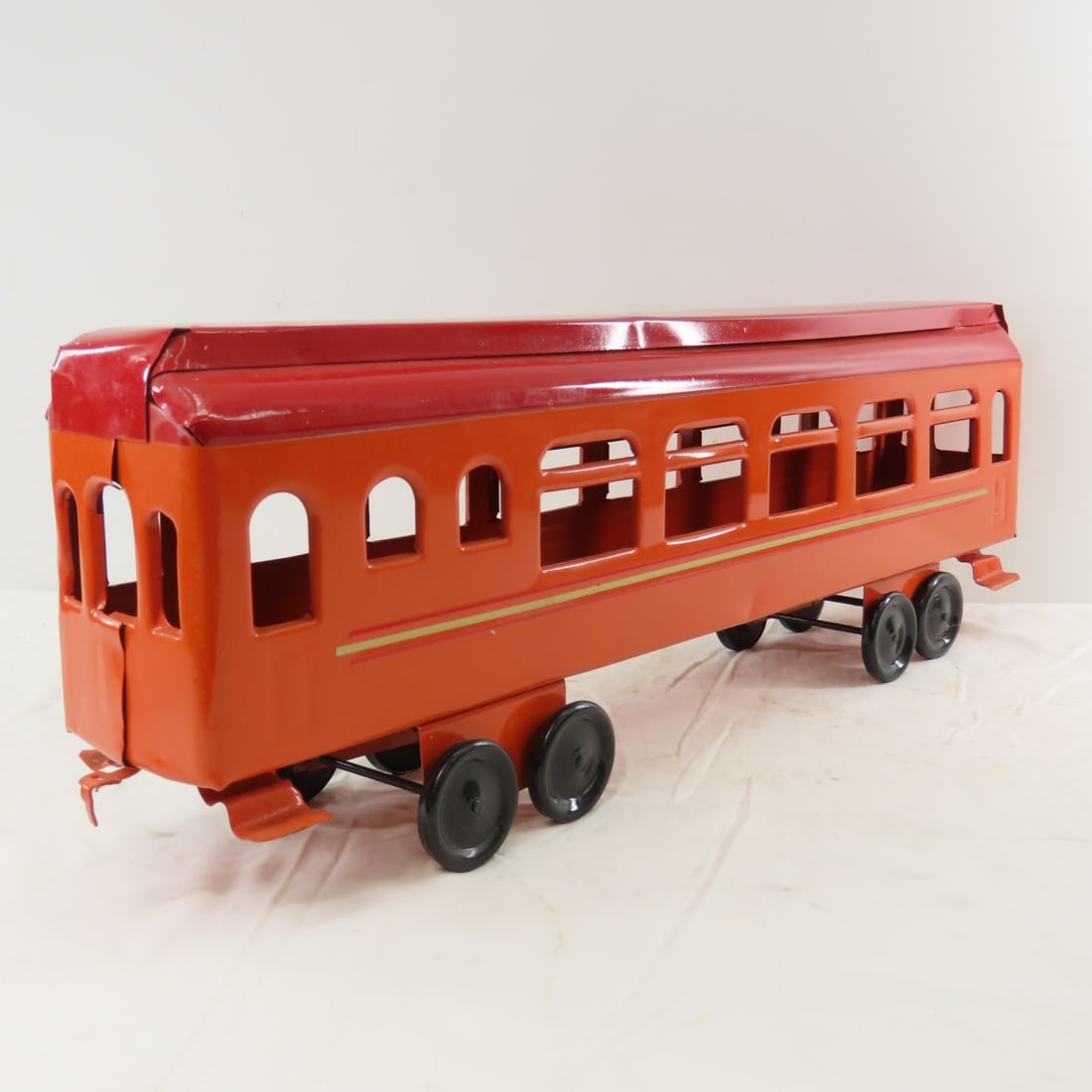 Custom Pressed Steel Garden Scale Passenger Car - 5