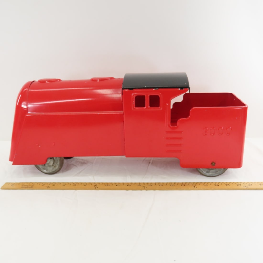 Custom Pressed Steel Train Engine 3000 - 2