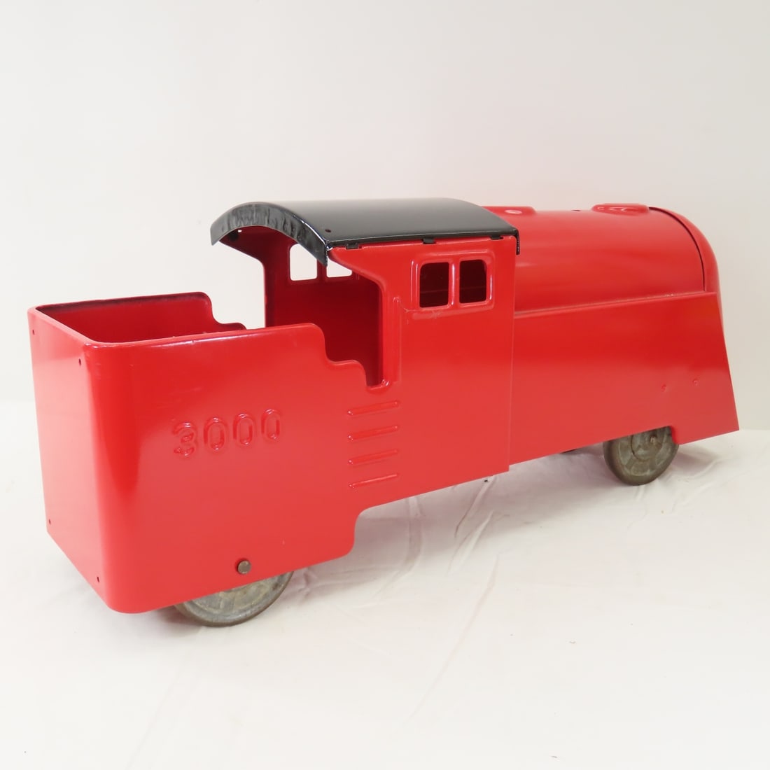 Custom Pressed Steel Train Engine 3000 - 5