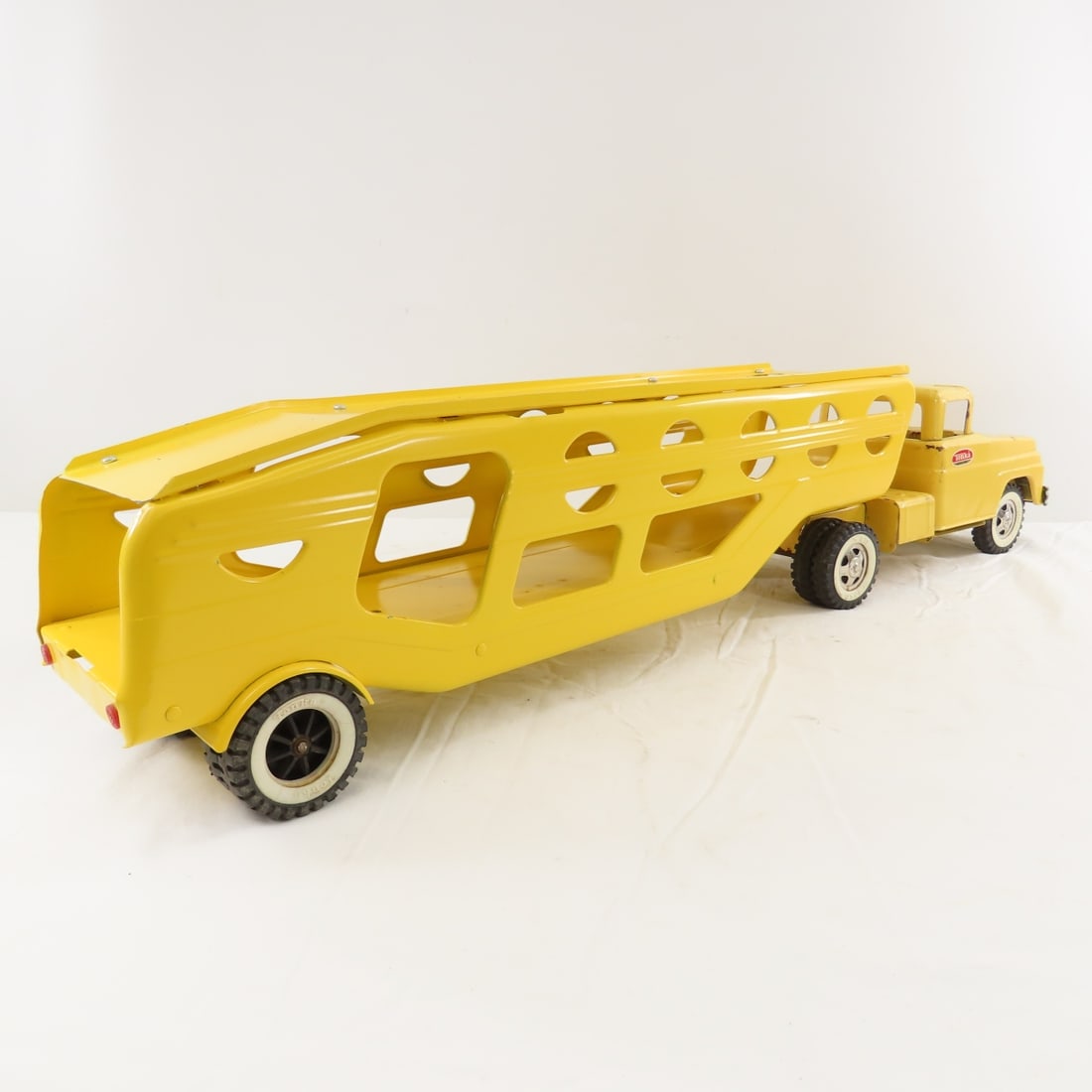 Vintage Tonka Truck with Custom Car Hauler - 5