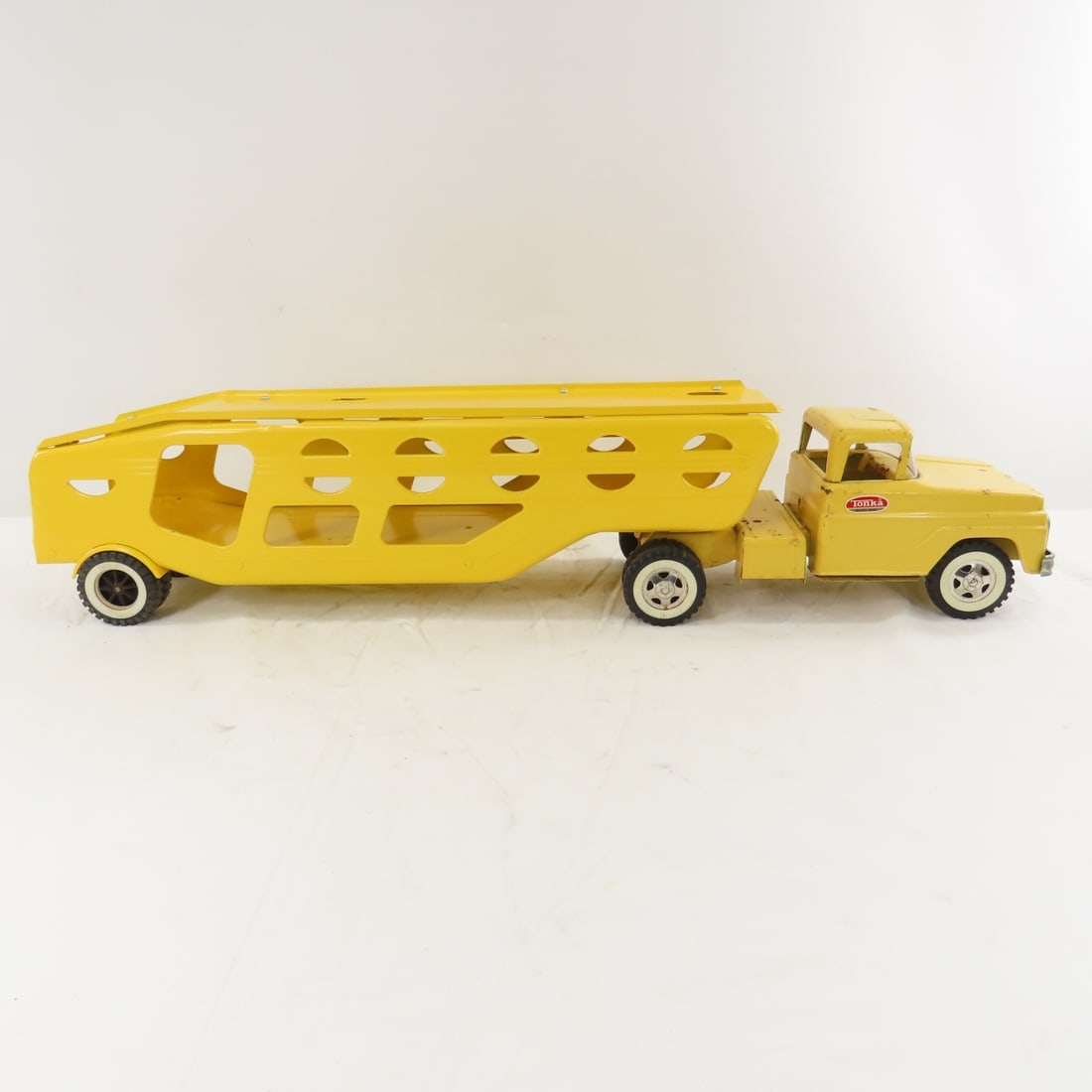 Vintage Tonka Truck with Custom Car Hauler - 6